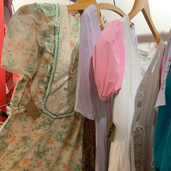 vintage clothing all sizes styles etc let me know what you are looking for - Picture 3 of 4